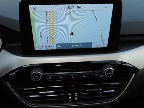 Used 2021 Ford Escape SE w/ Convenience Package image 20