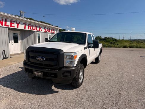 Used 2012 Ford F250 XL w/ Skid Plate Pkg AWD/4WD image 3