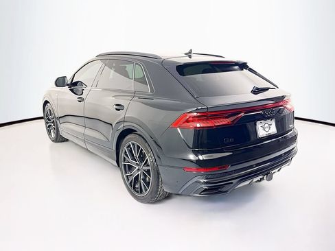 Used 2021 Audi Q8 Prestige w/ Prestige Package AWD/4WD image 7