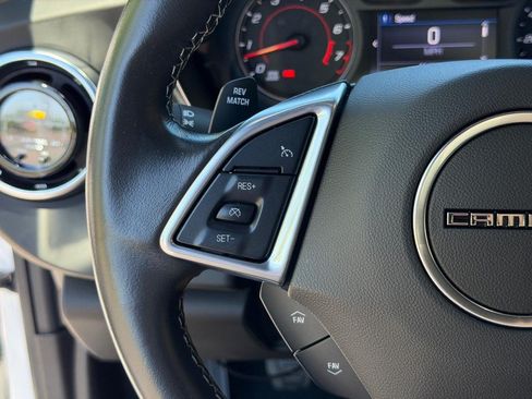 Used 2022 Chevrolet Camaro LT RWD image 15