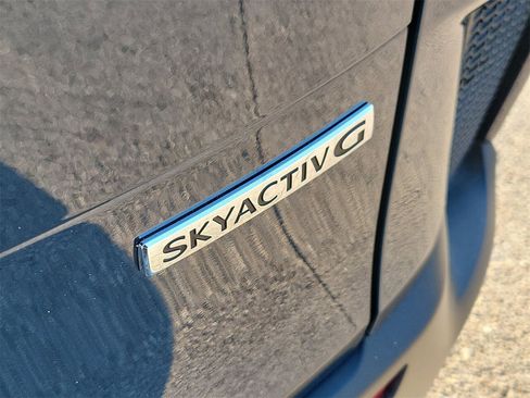 Used 2025 MAZDA CX-50 AWD 2.5 S w/ Premium Package image 7