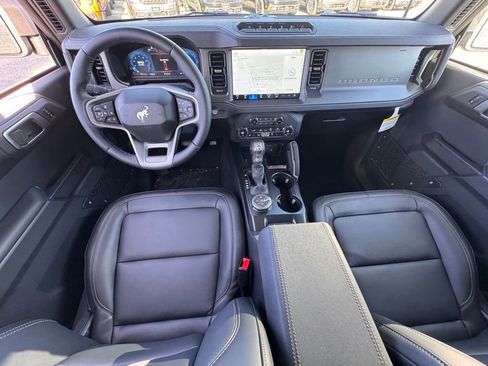 New 2025 Ford Bronco Badlands image 25