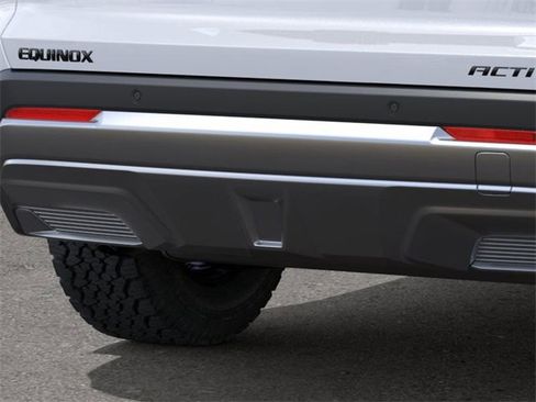 New 2026 Chevrolet Equinox ACTIV w/ Safety and Technology Package image 14