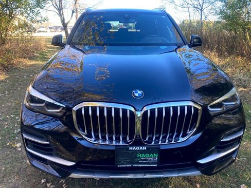 Used 2022 BMW X5 xDrive40i w/ Premium Package AWD/4WD image 3