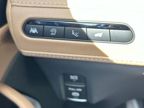 New 2026 INFINITI QX80 Luxe image 29