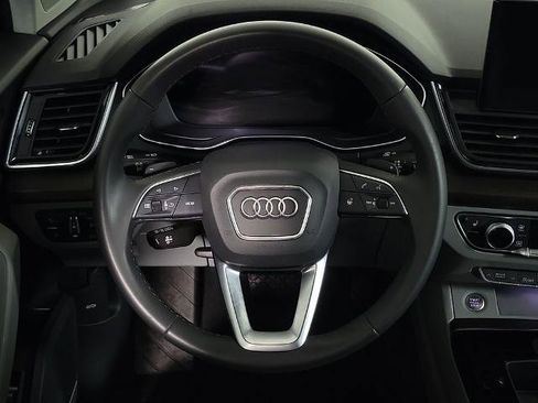 Used 2022 Audi Q5 2.0T Premium Plus w/ Premium Plus Package AWD/4WD image 12