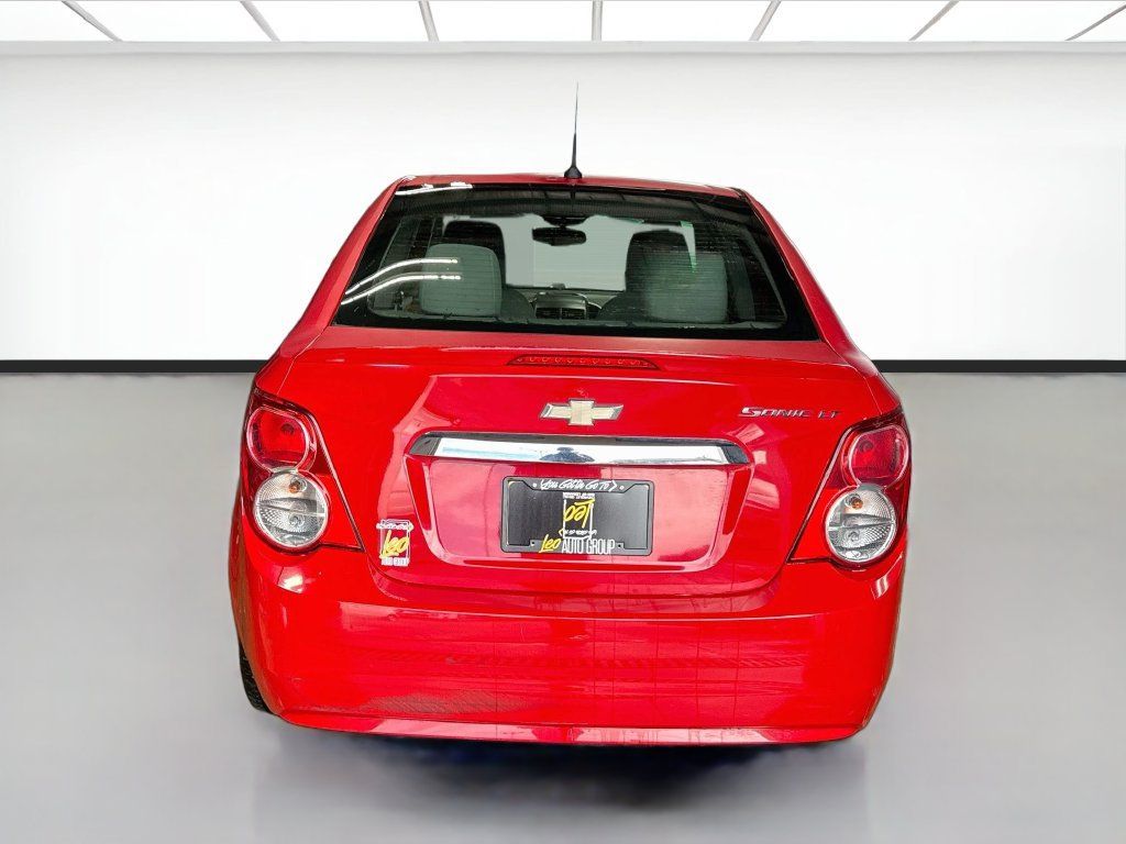 Used 2013 Chevrolet Sonic LT w/ Wheels and Fog Lamp Package FWD image 6