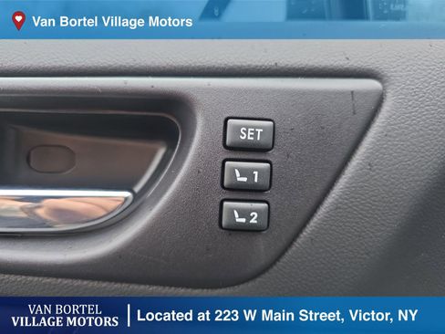 Used 2018 Subaru Outback 2.5i Limited image 12