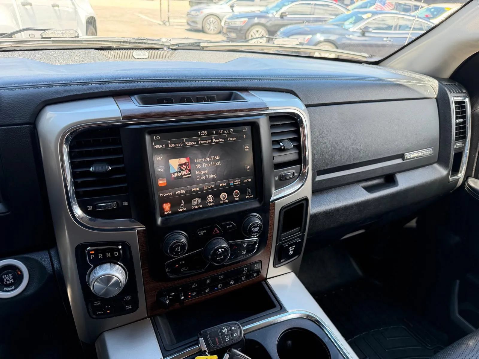 Used 2016 RAM 1500 Laramie w/ Convenience Group AWD/4WD image 27