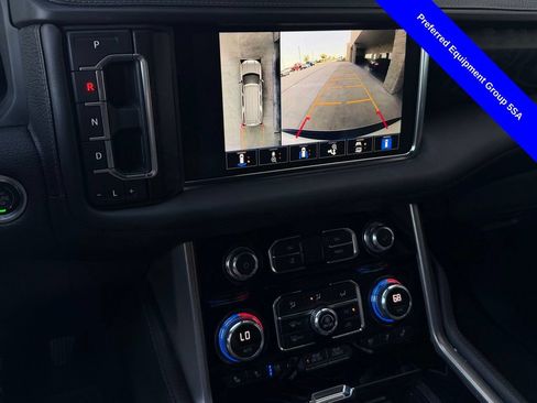 Used 2022 GMC Yukon XL Denali w/ Denali Ultimate Package AWD/4WD image 8