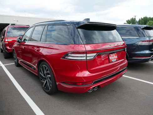 Certified 2025 Lincoln Aviator Black Label w/ Black Label Special Edition AWD/4WD image 6
