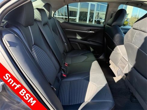 Used 2023 Toyota Camry SE w/ Convenience Package image 12