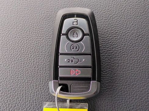 New 2026 Ford F350 Lariat w/ Black Appearance Package image 28