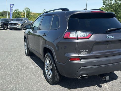 Used 2022 Jeep Cherokee Latitude Lux w/ Sun & Sound Group AWD/4WD image 9