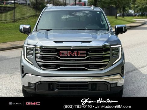 Certified 2025 GMC Sierra 1500 SLT w/ SLT Premium Package AWD/4WD image 9