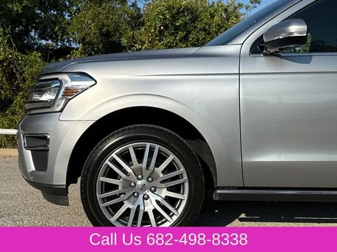 Used 2024 Ford Expedition Max Limited AWD/4WD image 5