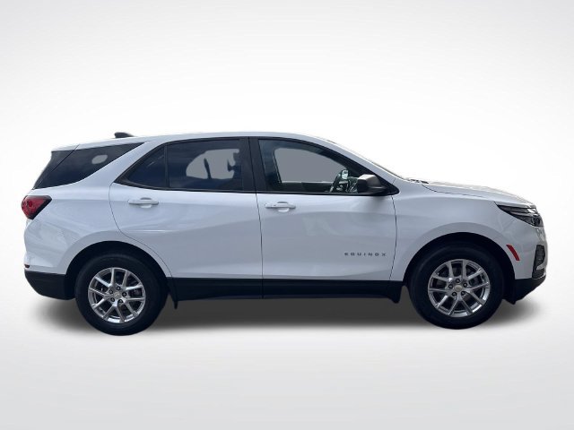 Certified 2024 Chevrolet Equinox LS w/ LS Convenience Package FWD image 7