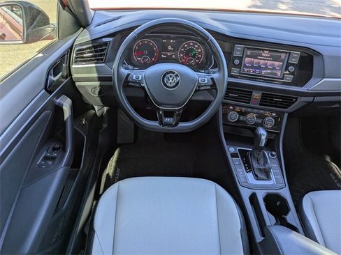 Used 2020 Volkswagen Jetta R-Line image 13