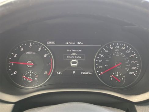 Used 2018 Kia Stinger GT2 image 32