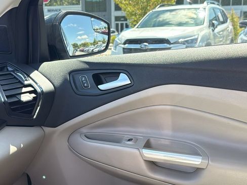 Used 2019 Ford Escape Titanium FWD image 19