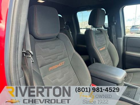 Used 2023 Nissan Frontier PRO-4X AWD/4WD image 18