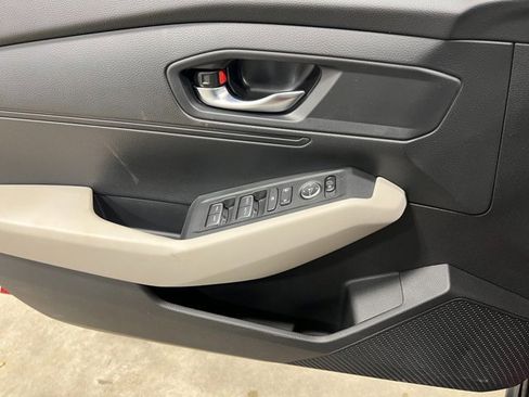 New 2025 Honda Accord LX image 13