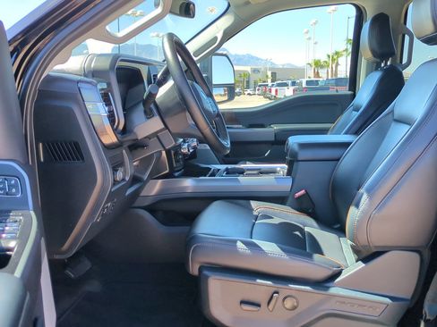 Used 2025 Ford F250 Lariat AWD/4WD image 17