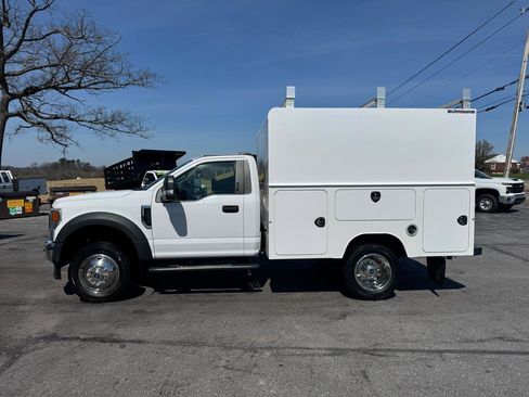 Used 2022 Ford F450 XLT w/ XLT Value Package image 3