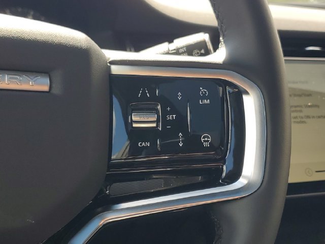 Certified 2025 Land Rover Discovery Sport Dynamic SE AWD/4WD image 29