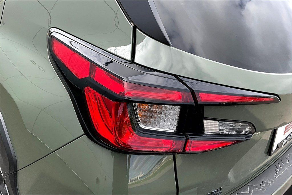 Certified 2026 Subaru Crosstrek 2.5i Limited w/ Crosstrek Mirror Package AWD/4WD image 23