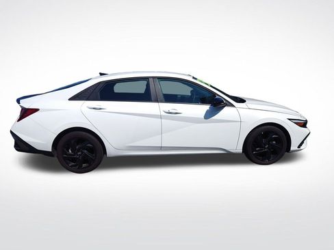 Certified 2026 Hyundai Elantra Sport FWD image 7
