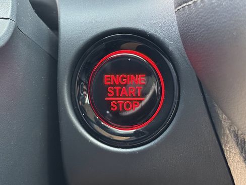 Used 2027 Honda HR-V EX-L image 33