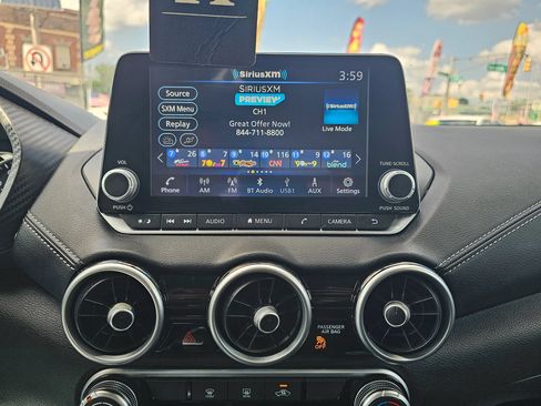 Used 2022 Nissan Sentra SV w/ Lighting Package FWD image 13