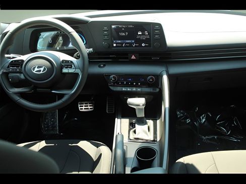 New 2025 Hyundai Elantra Sport w/ Cargo Package image 21