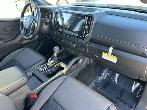 New 2026 Nissan Frontier SV w/ Tow Package image 8