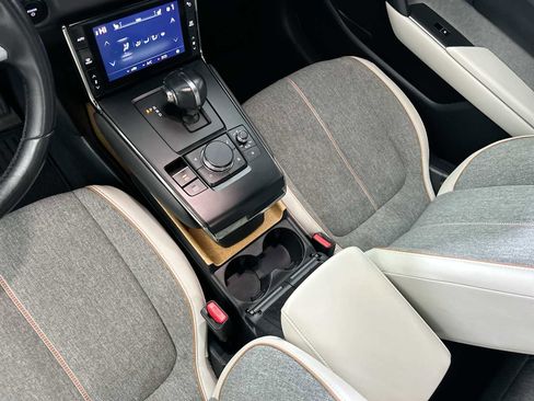 Used 2022 MAZDA MX-30 Electric w/ Premium Package image 23