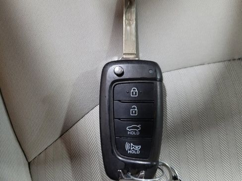 Used 2023 Hyundai Sonata SE FWD image 32