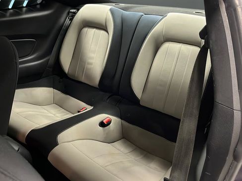 Used 2020 Ford Mustang Coupe RWD image 21