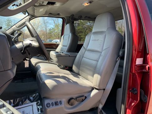 Used 2003 Ford F250 Lariat AWD/4WD image 8
