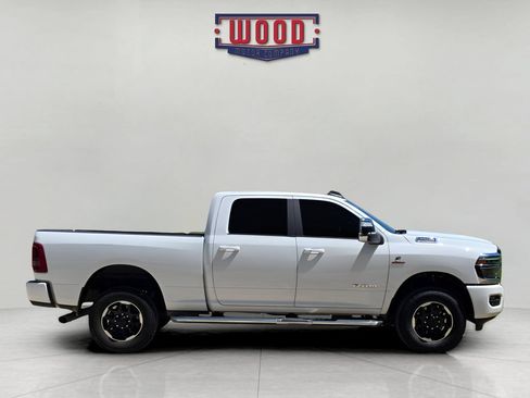 Used 2025 RAM 2500 Laramie AWD/4WD image 2
