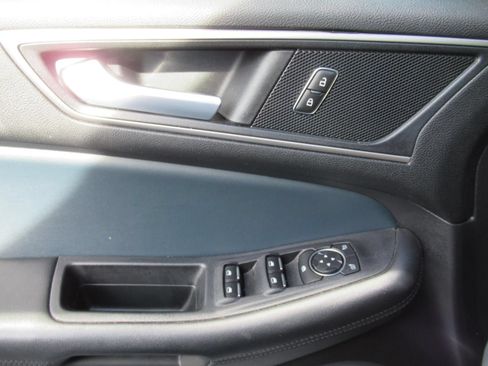 Used 2022 Ford Edge SEL w/ Sport Appearance Package AWD/4WD image 21