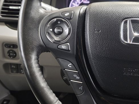 Used 2019 Honda Ridgeline RTL-E image 33