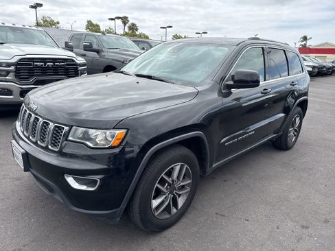 Used 2020 Jeep Grand Cherokee Laredo w/ Laredo X Package RWD image 22