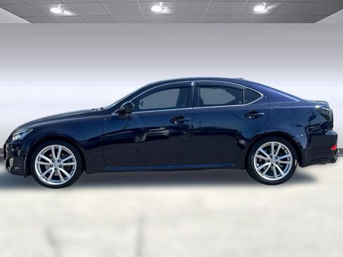 Used 2007 Lexus IS 250 RWD image 2