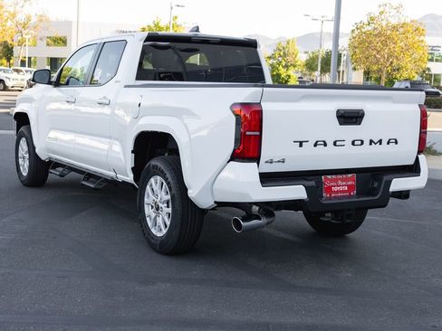 New 2025 Toyota Tacoma SR5 image 7