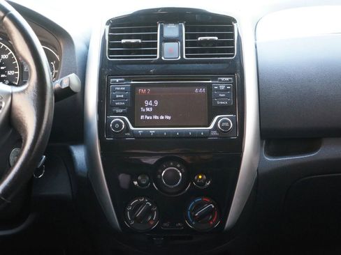 Used 2015 Nissan Versa Note SV FWD image 33