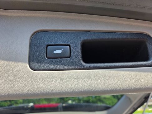 Used 2011 Honda Odyssey EX-L image 35