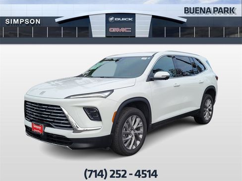 Used 2026 Buick Enclave Preferred image 4