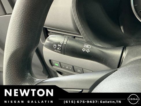 Used 2021 Nissan Sentra S FWD image 27