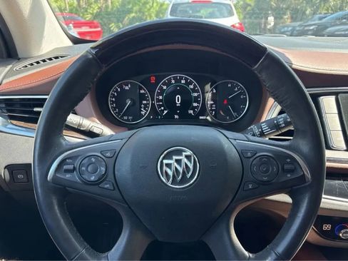 Used 2019 Buick Enclave Avenir w/ Avenir Technology Package FWD image 8